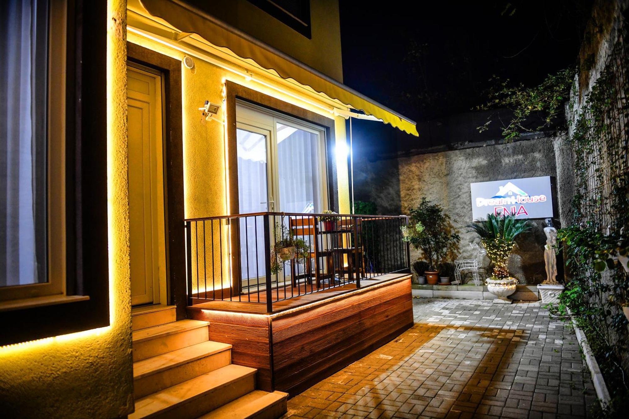 Appartamento Dream House Enia 1 Shkodër Esterno foto